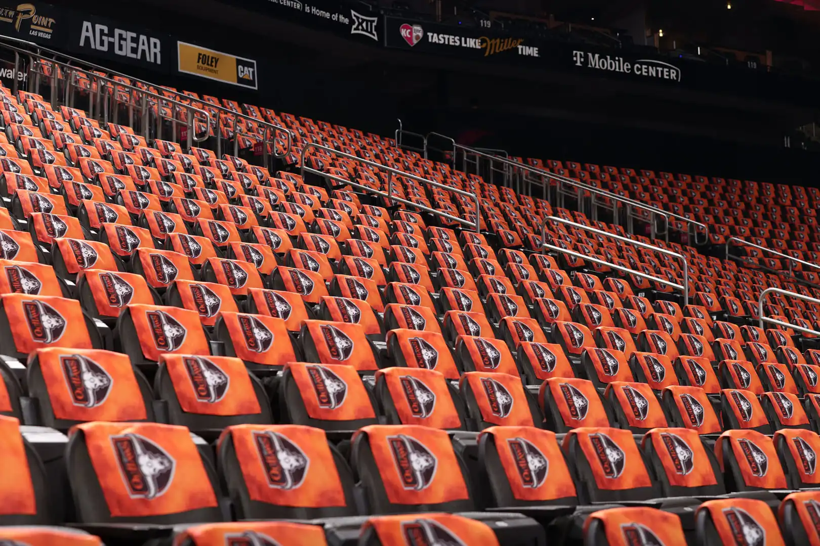 24-Kansas City LIVE 01-022