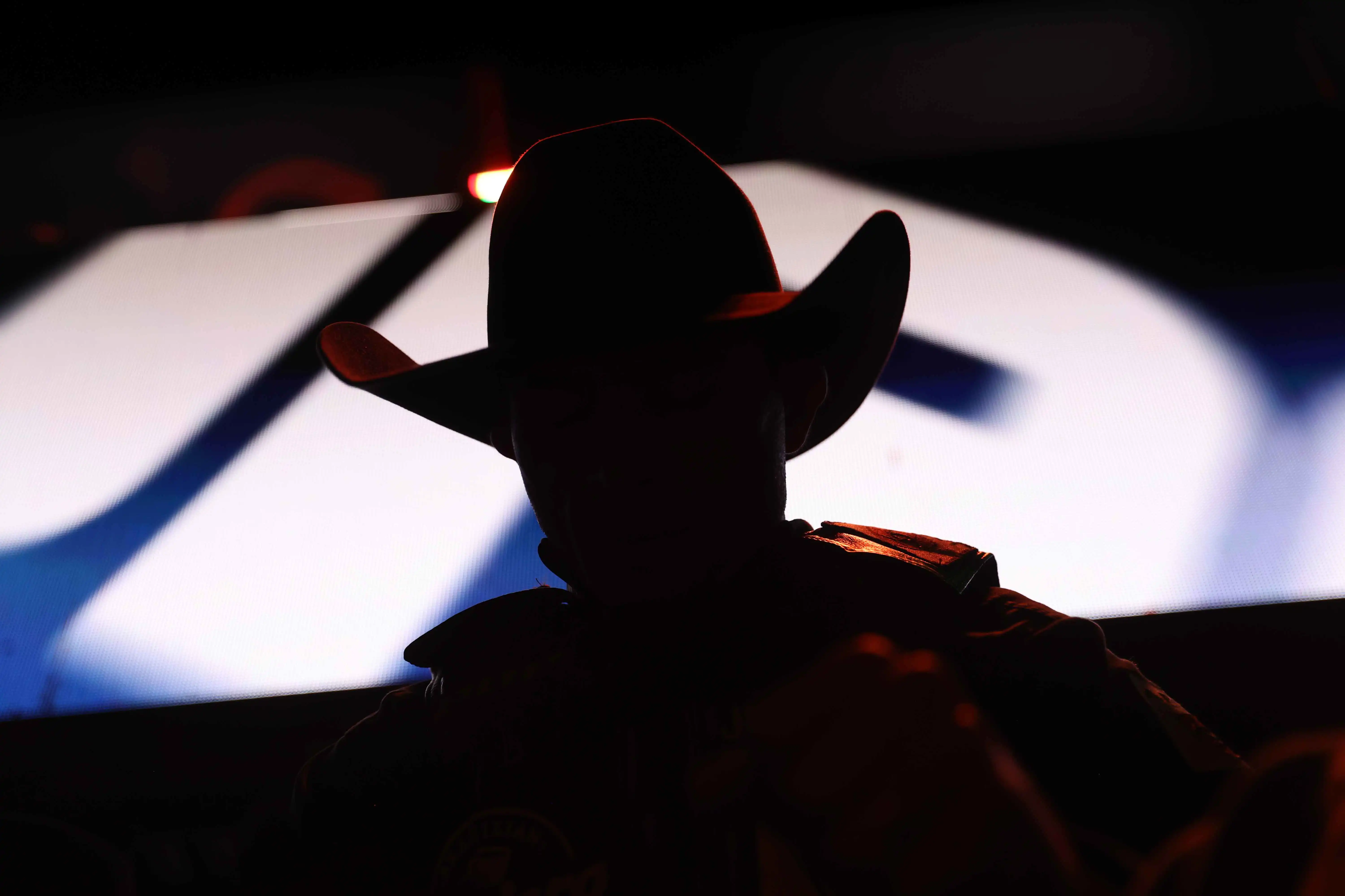 25 LIVE Tacoma 01 110