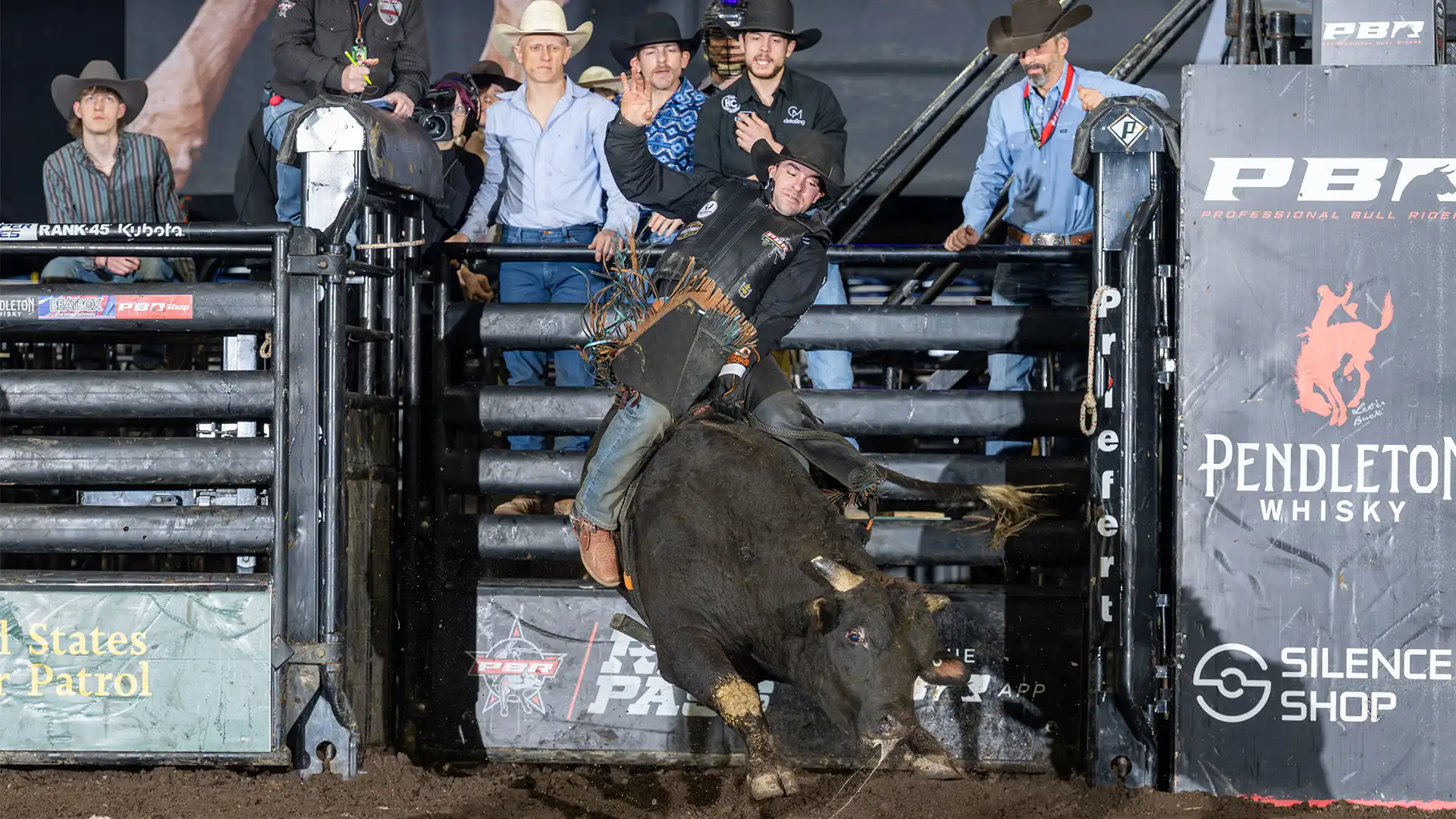 Marcus Mast perseveres through tough weekend to reign victorious in Reading in front of sellout crowd